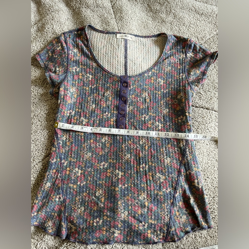 Natural Life Top